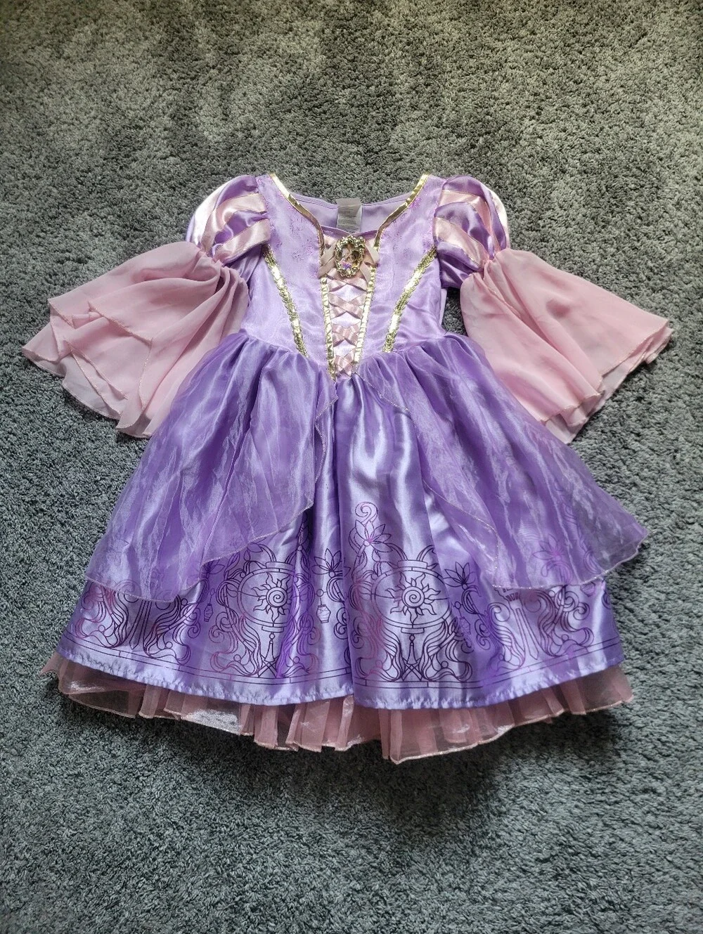 Disney Princess Rapunzel Tangeled Princess Costume Halloween Size 3-4T